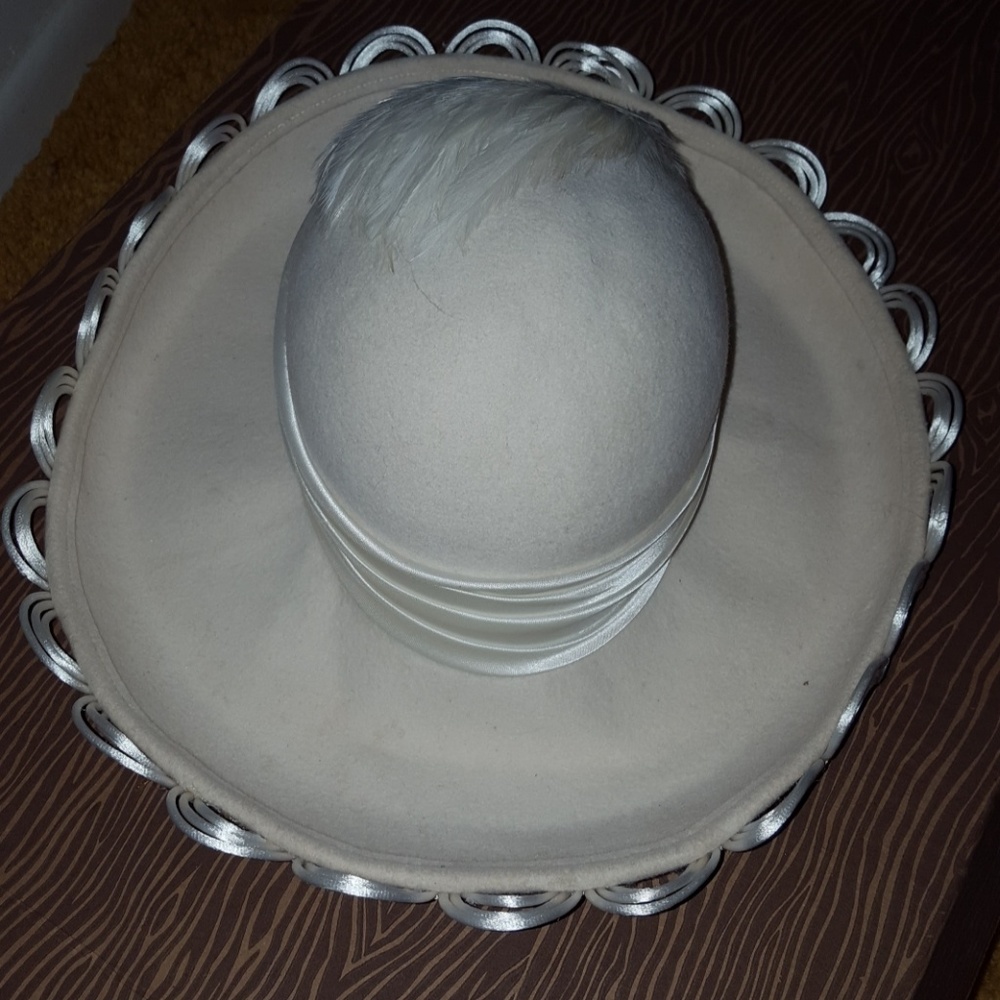 DAVID M DESIGNED 💯WOOL FELT HAT
